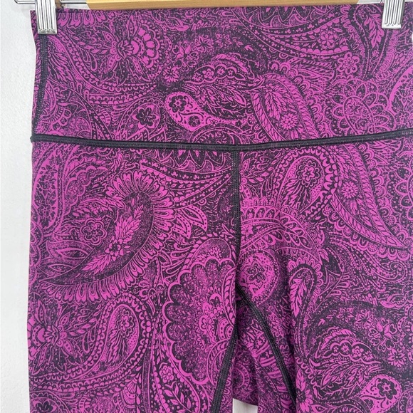 Lululemon Purple Paisley Gym Leggings Size UK 10 / US 6 - Picture 3 of 7